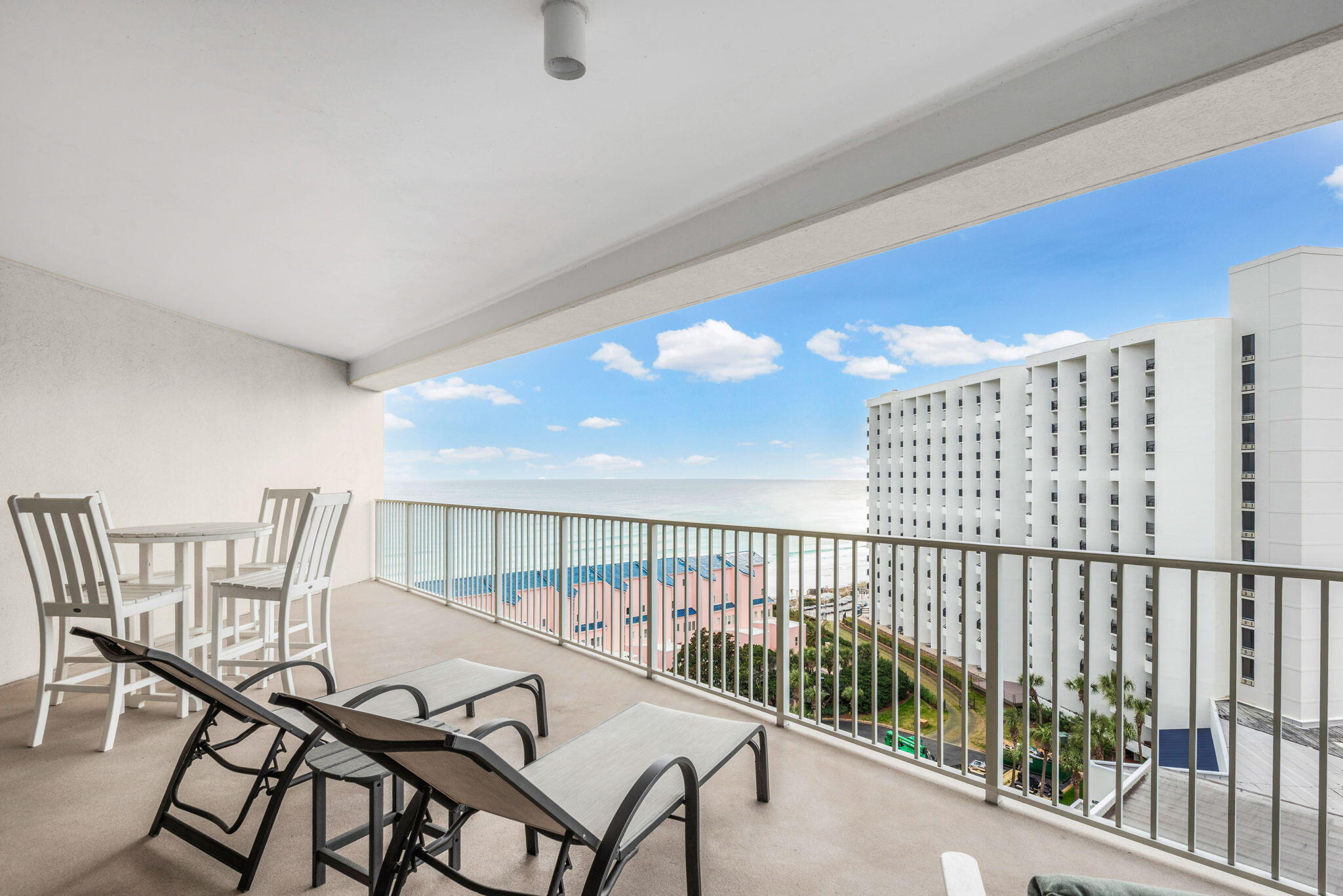 550 Tops L Beach Boulevard # 909