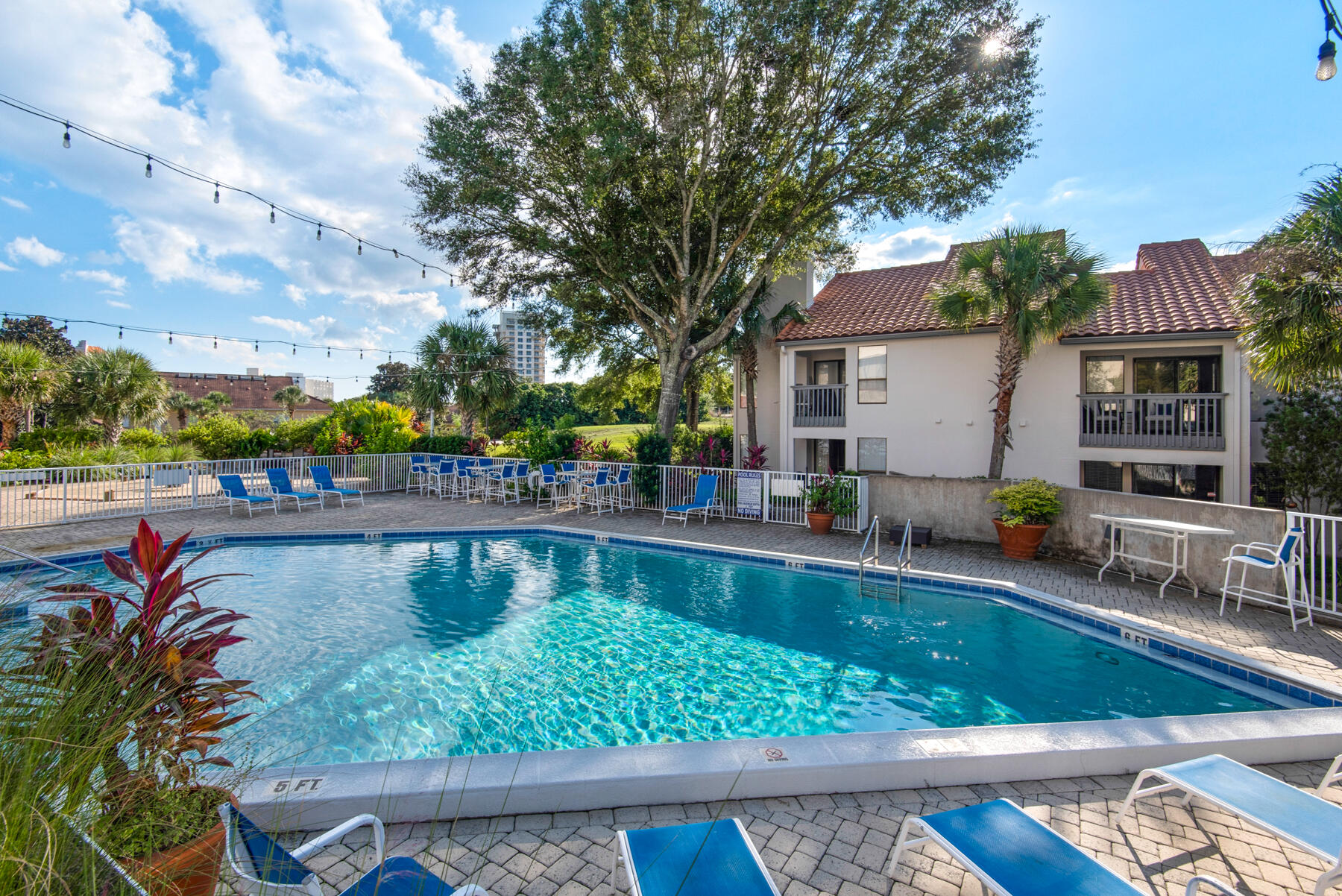 550 Tops L Beach Boulevard # 909