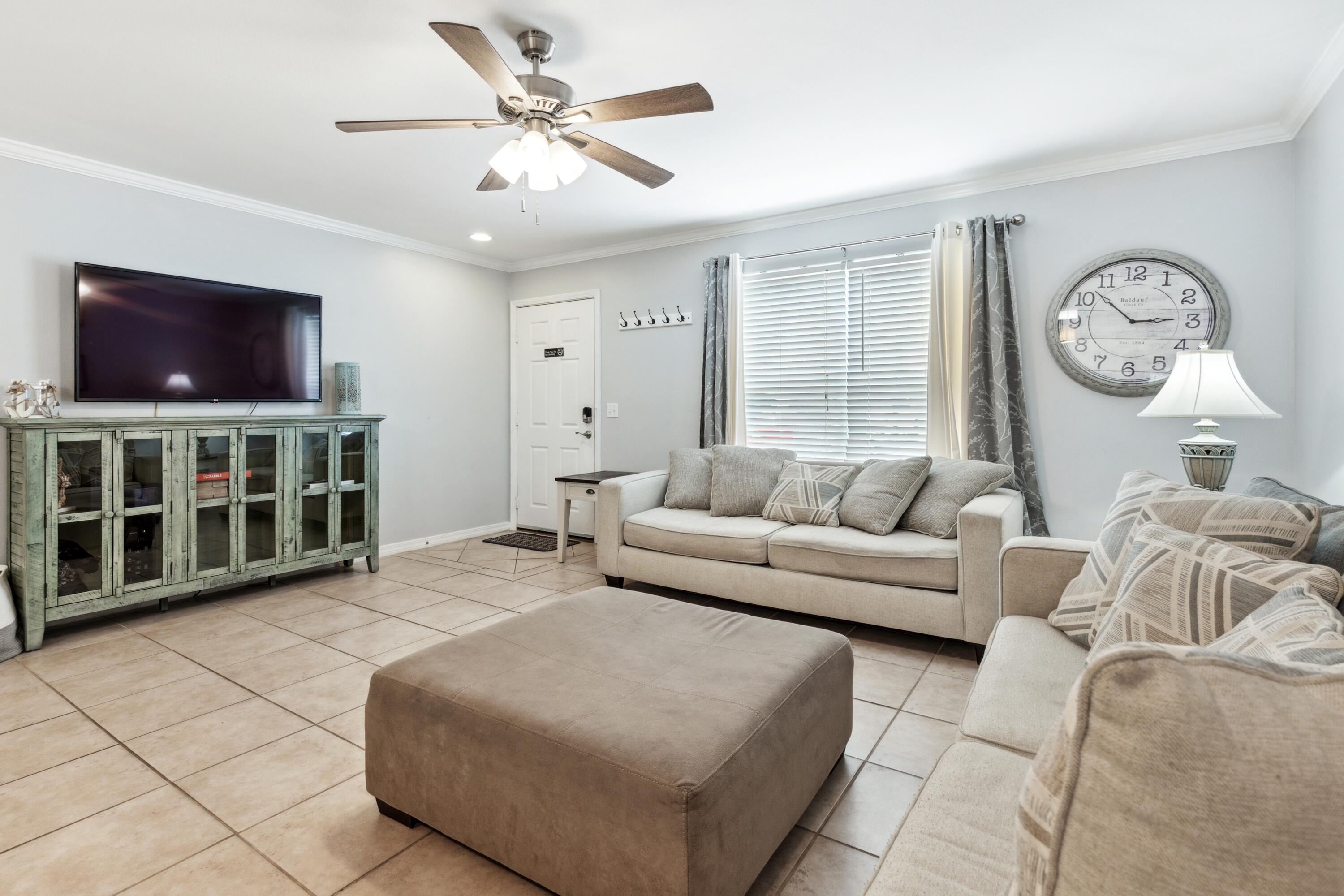 1986 Scenic Gulf Dr. Drive # 11