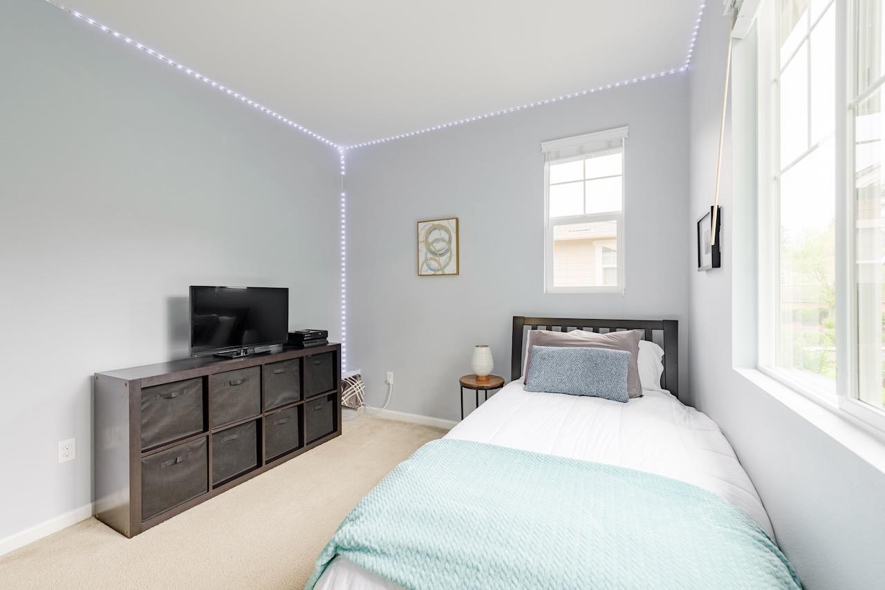 237 Bluebonnet LN 304