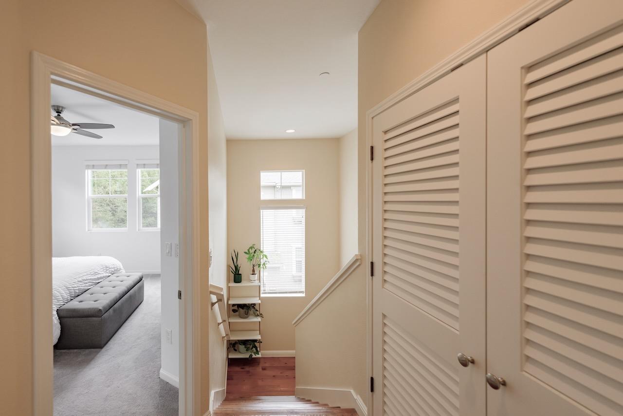 237 Bluebonnet LN 304