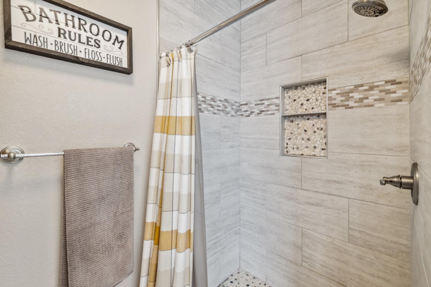 444 Whispering Pines DR 81