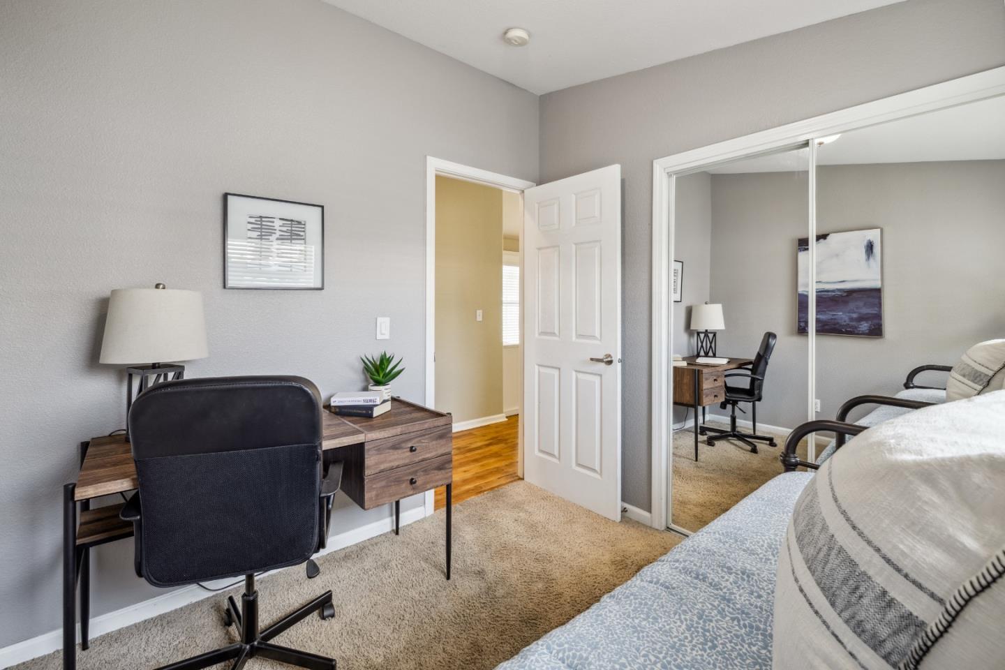 3060 Porter ST 18