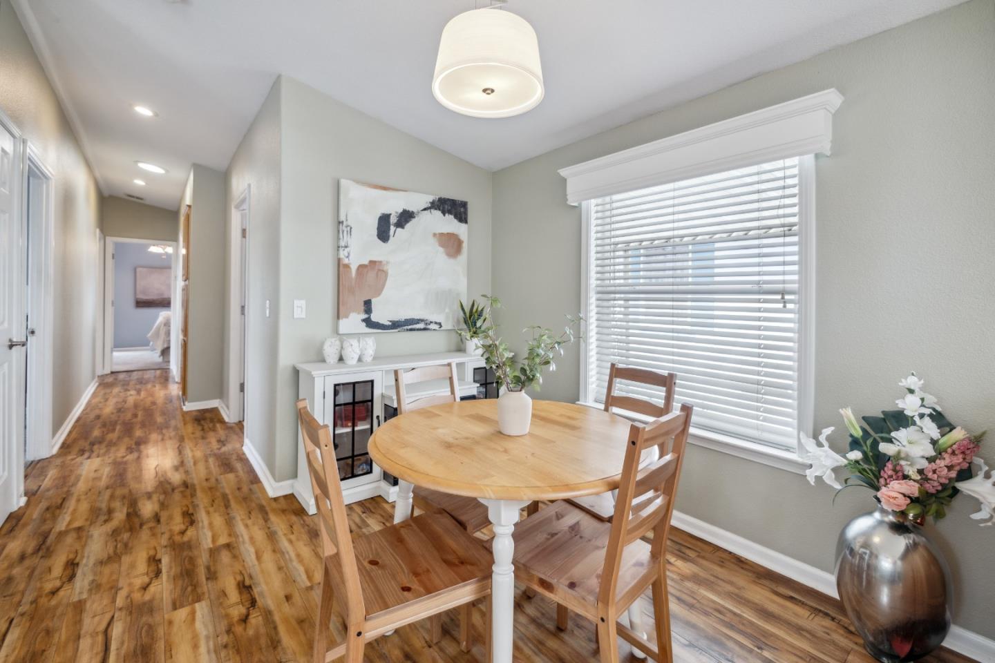 3060 Porter ST 18