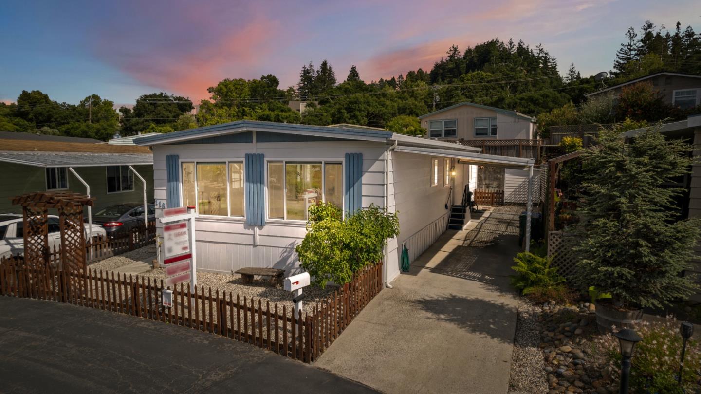 444 Whispering Pines 118