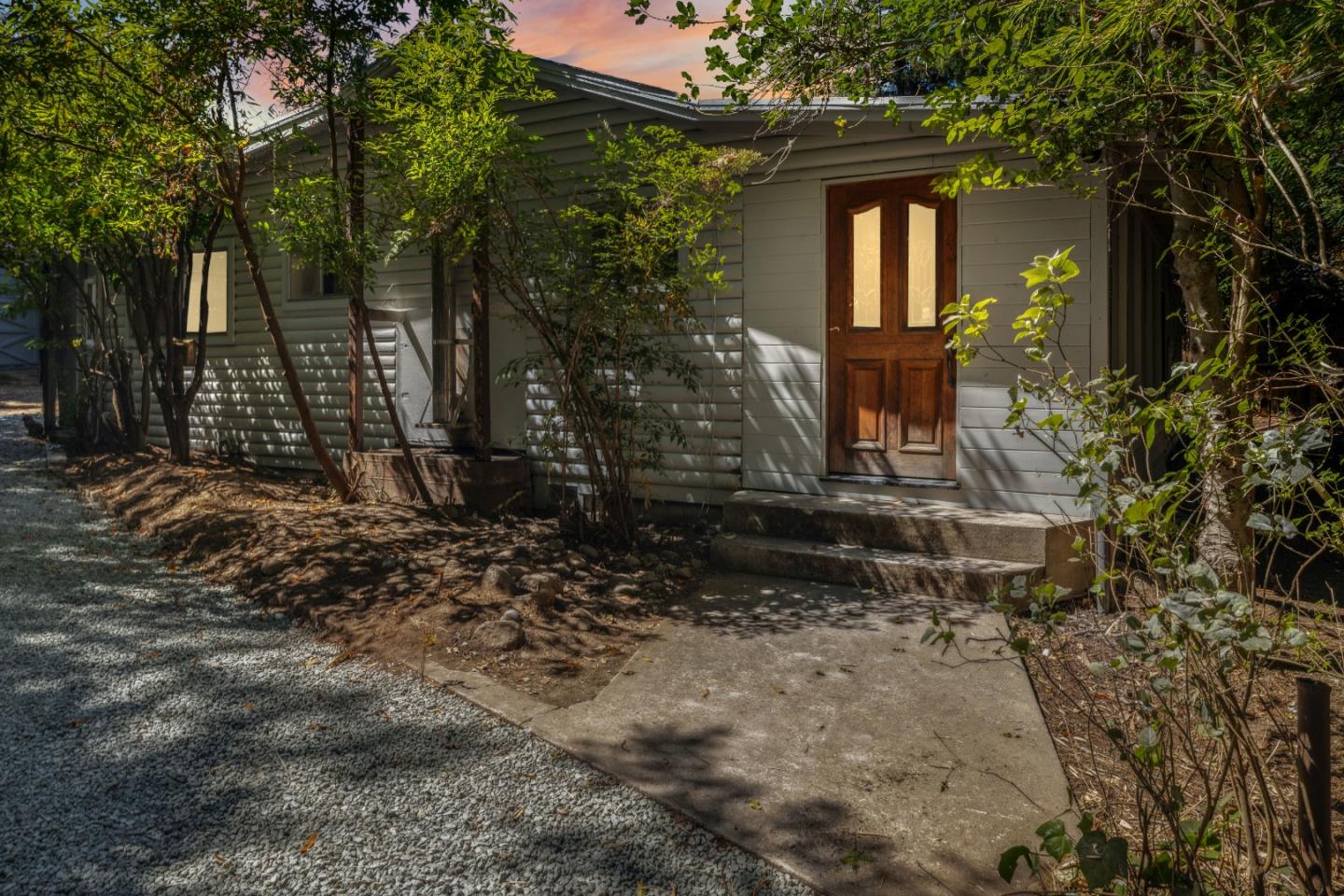 288 Redwood DR