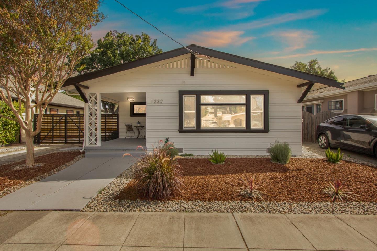 1232 Singletary Avenue