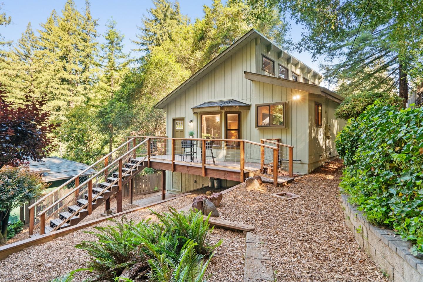 606 Madrona Road