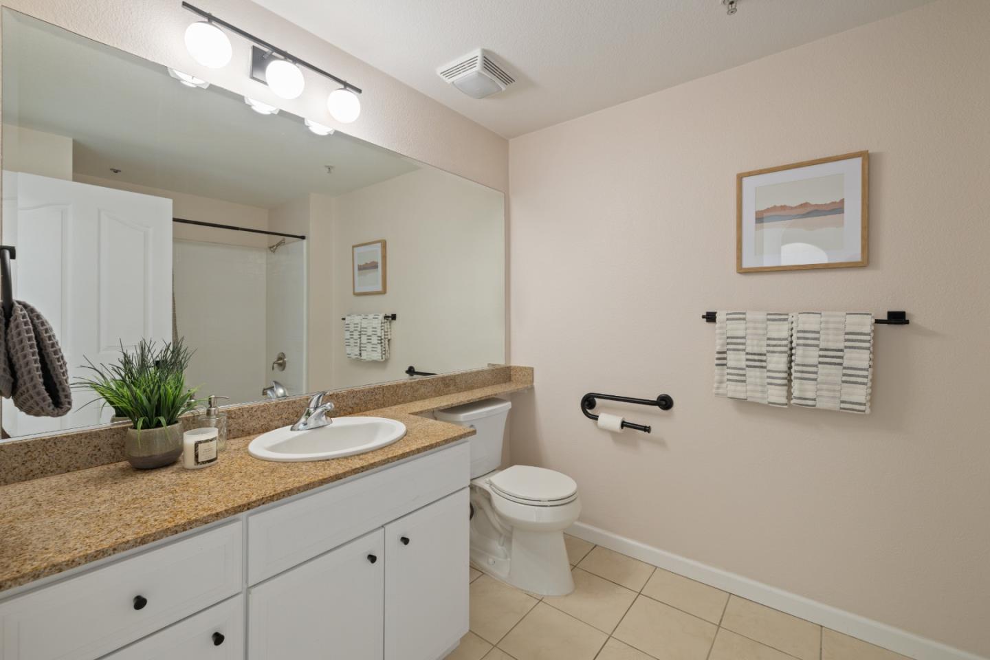 801 South Winchester 2402