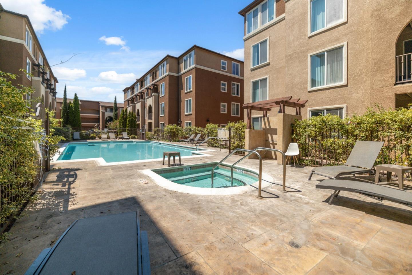 801 South Winchester 2402