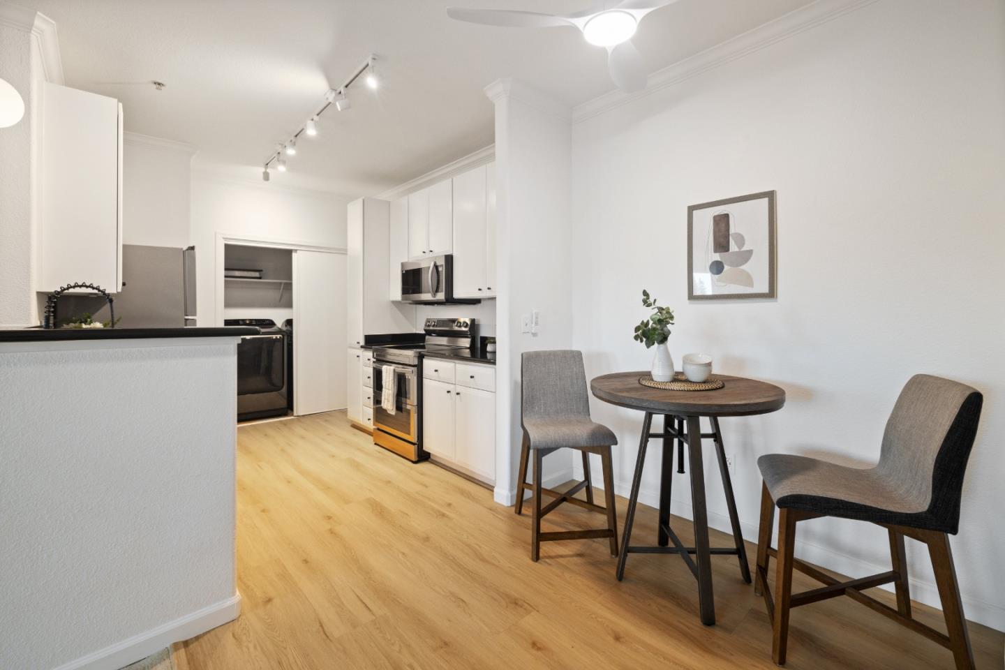 801 South Winchester 2402