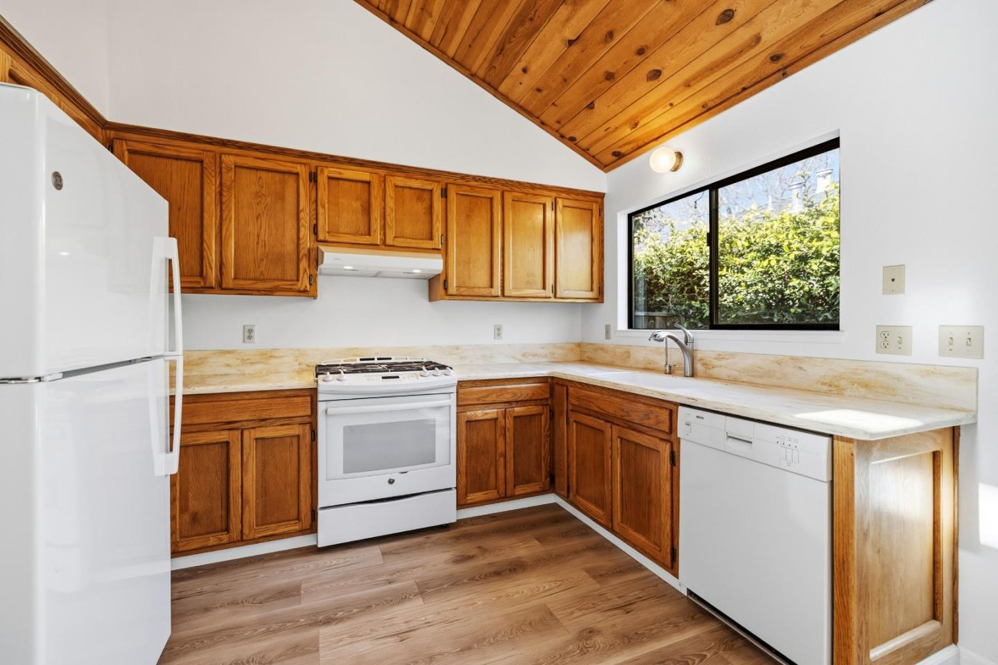 2258 Juan Pablo Lane