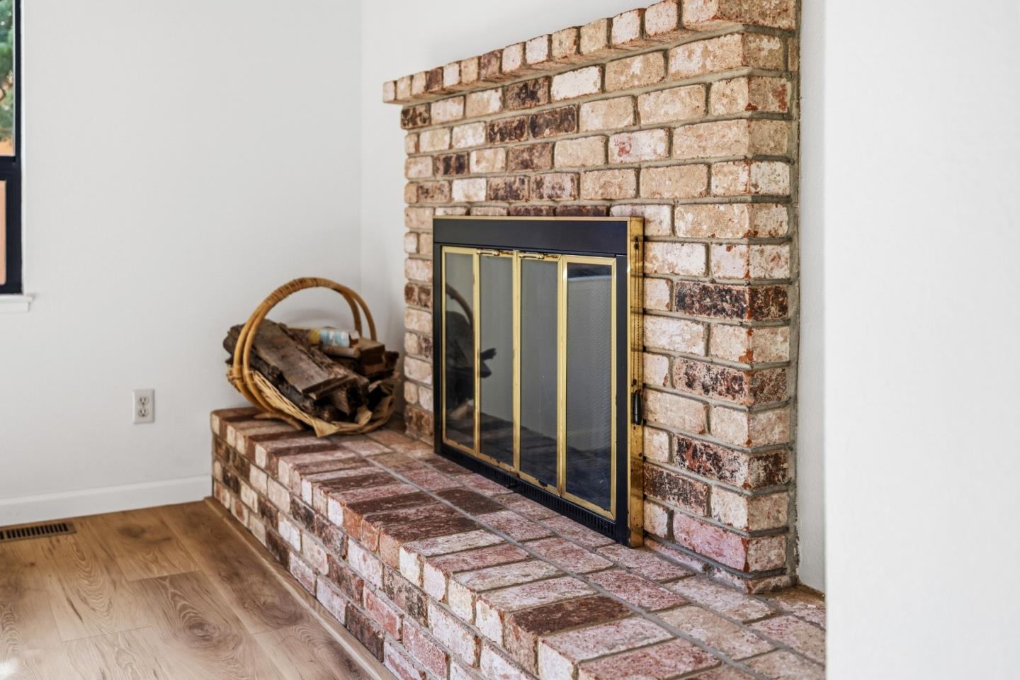 2258 Juan Pablo Lane