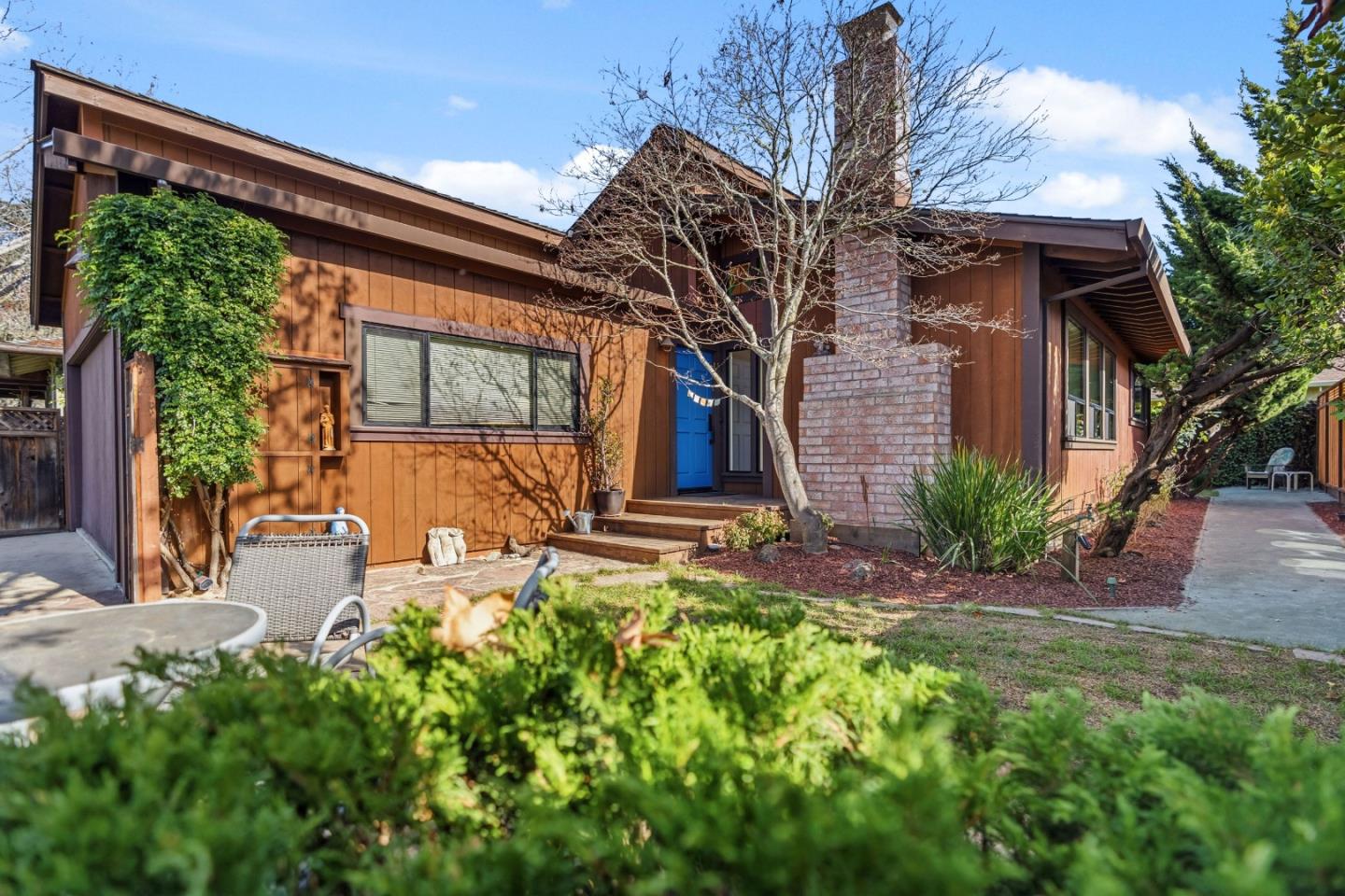 2258 Juan Pablo Lane