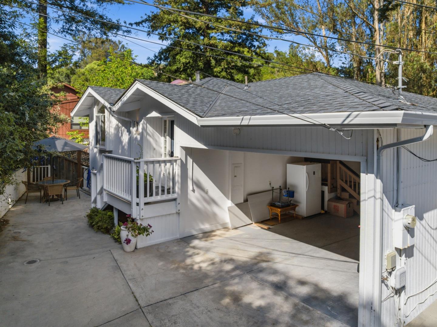 3700 Hardin Way