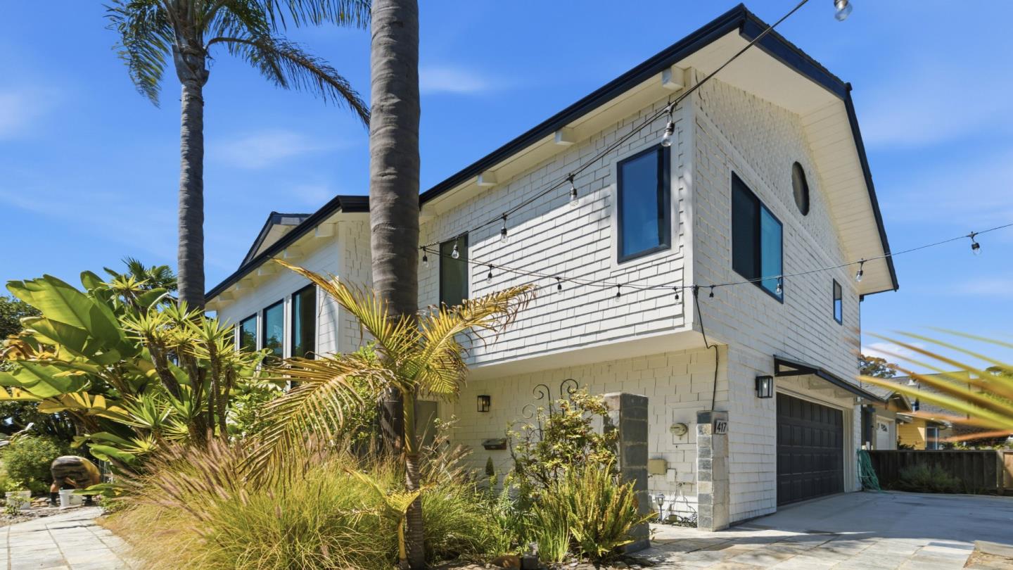 417 Alta Loma LN