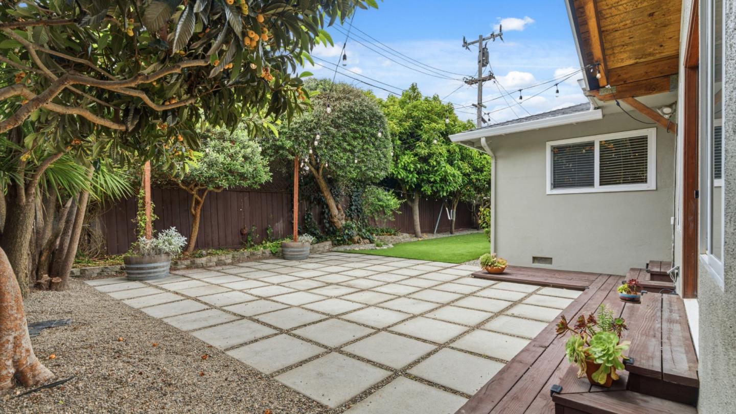 739 Bellarmine Drive