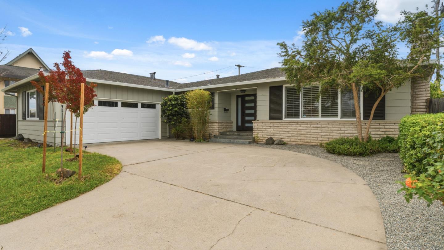 739 Bellarmine Drive