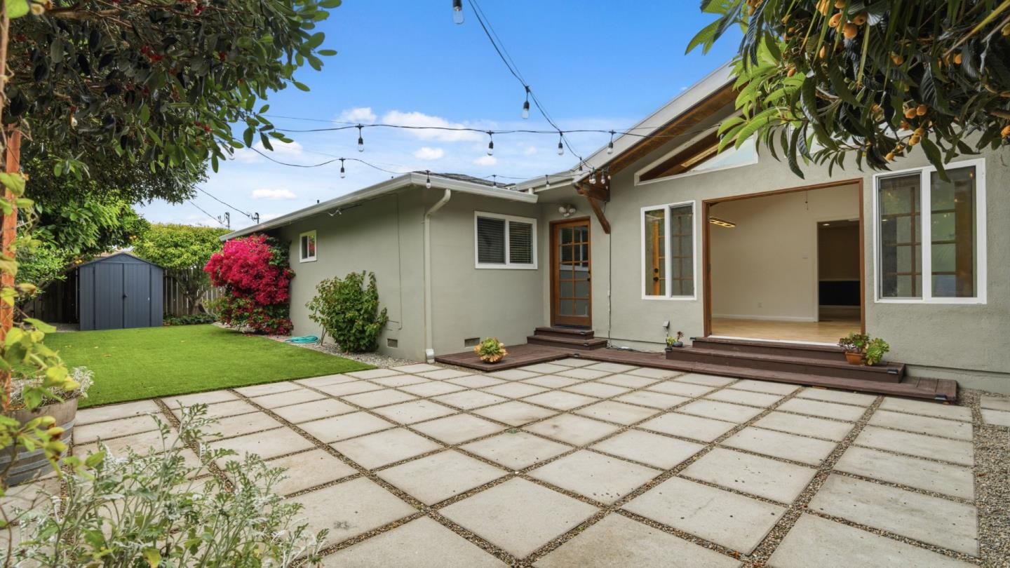 739 Bellarmine Drive