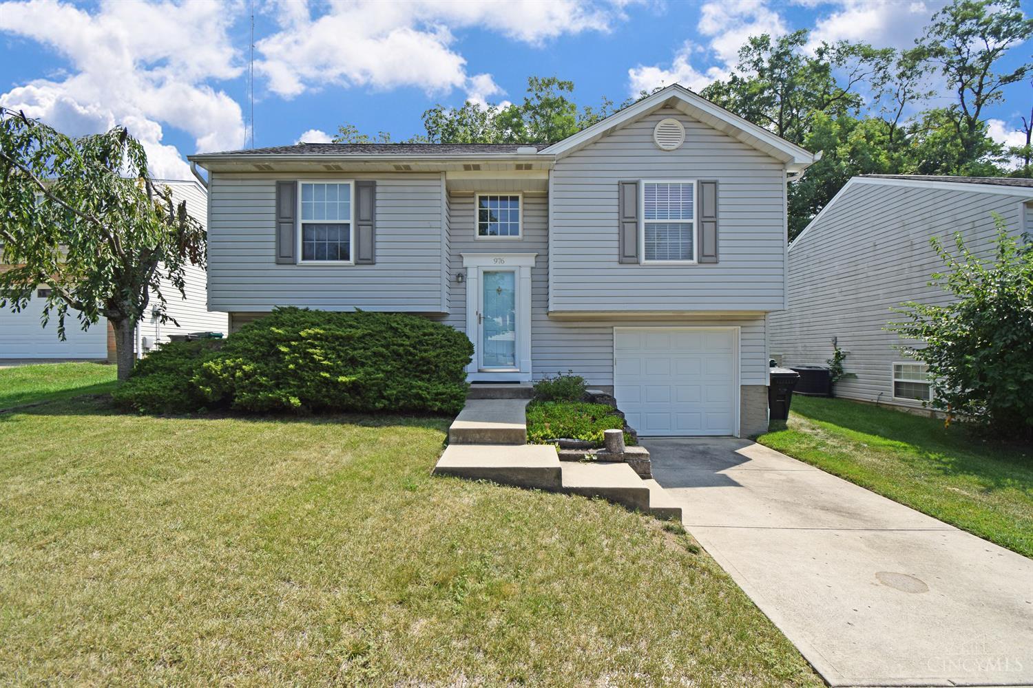 976 Venetian Terrace