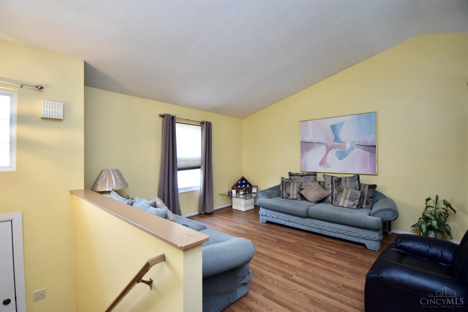 976 Venetian Terrace