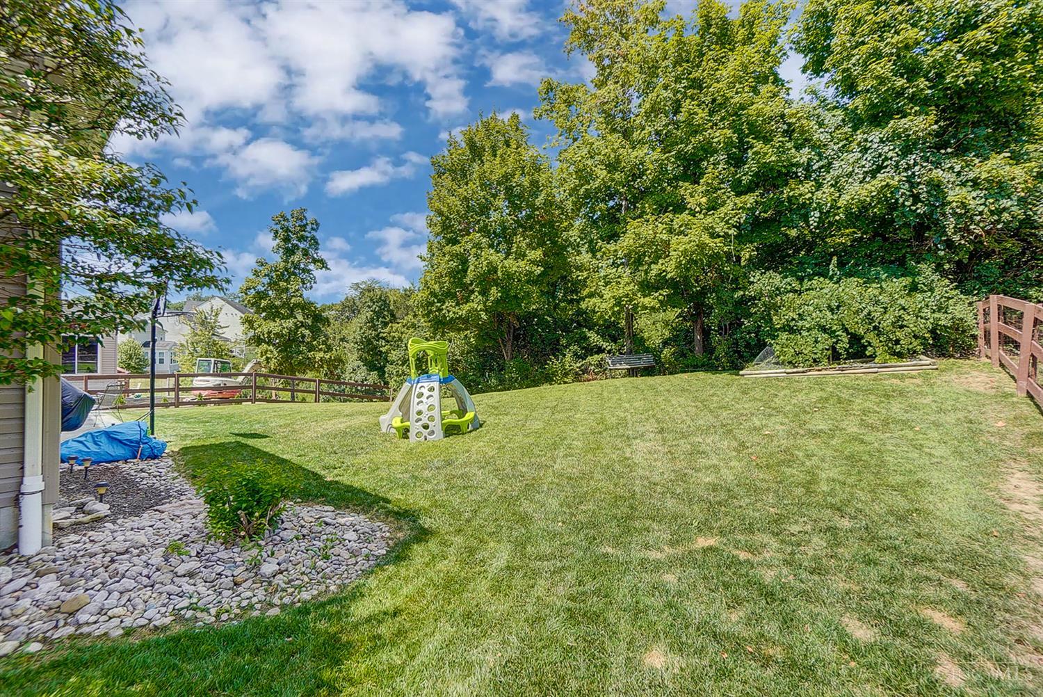 8453 Forest Valley Drive