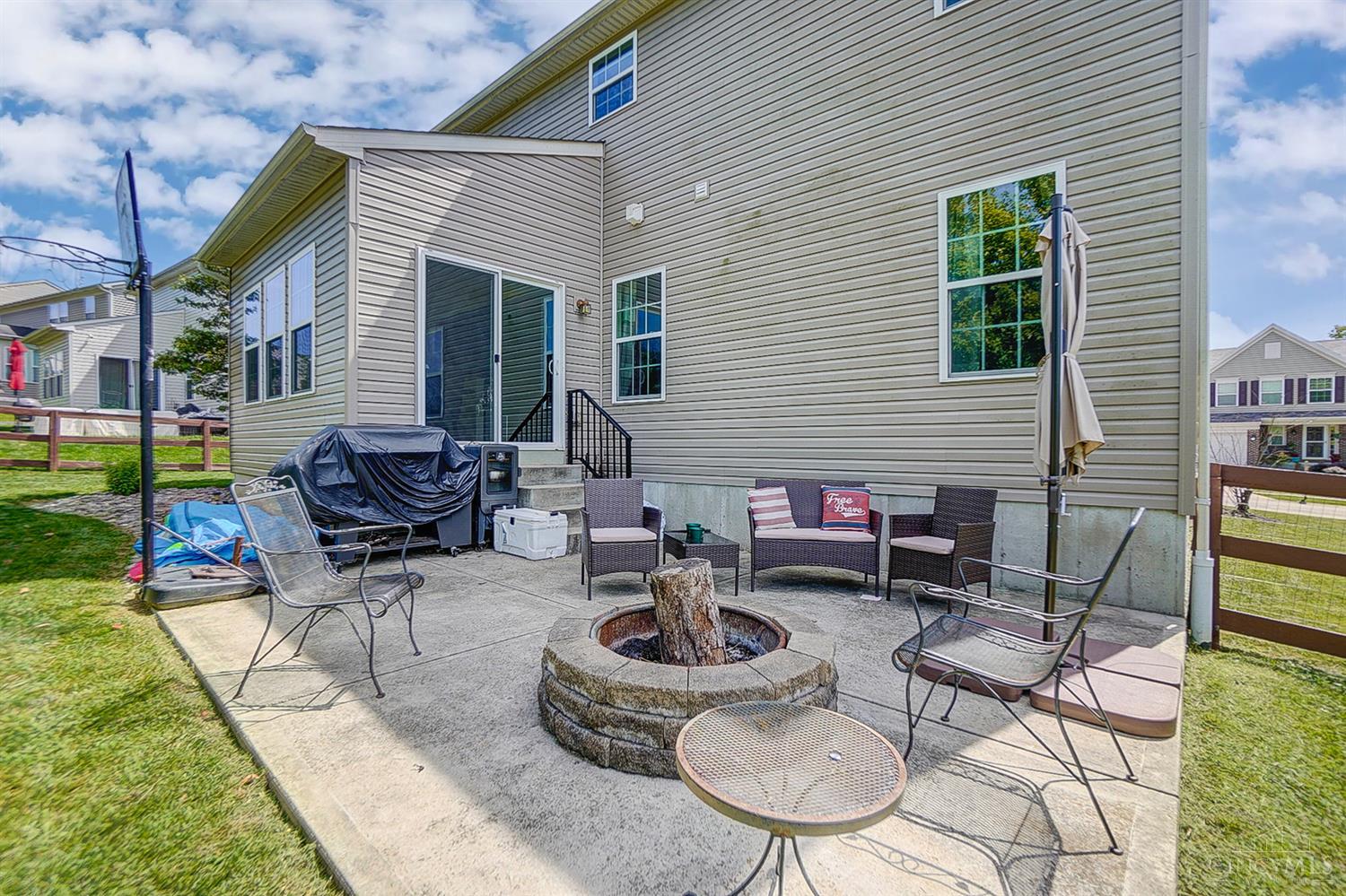 8453 Forest Valley Drive