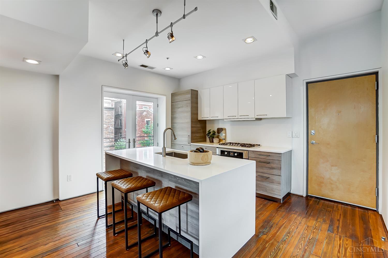 1307 Republic Street 3