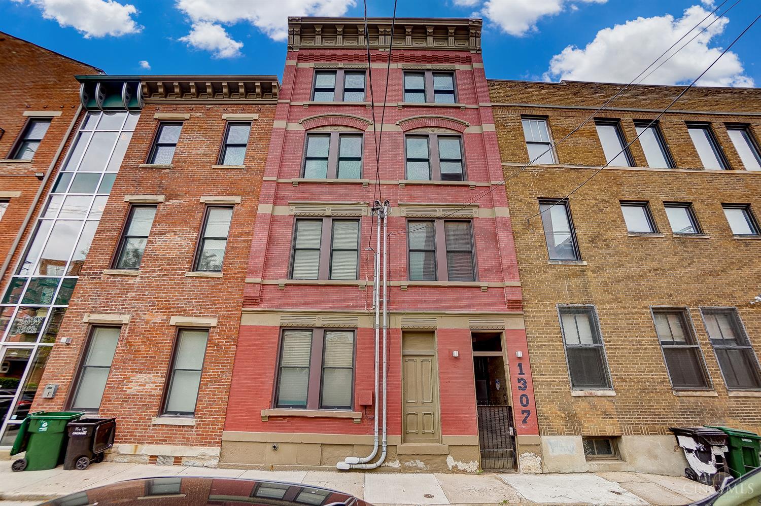 1307 Republic Street 3