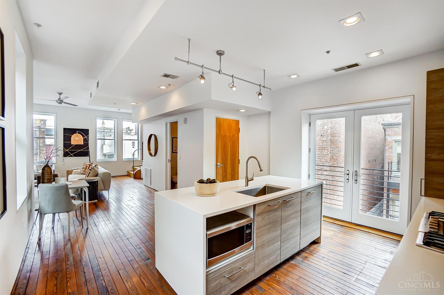 1307 Republic Street 3