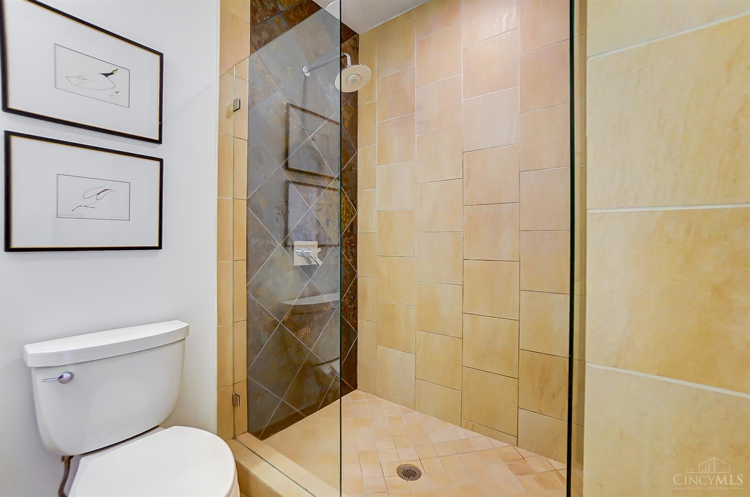 1307 Republic Street 3