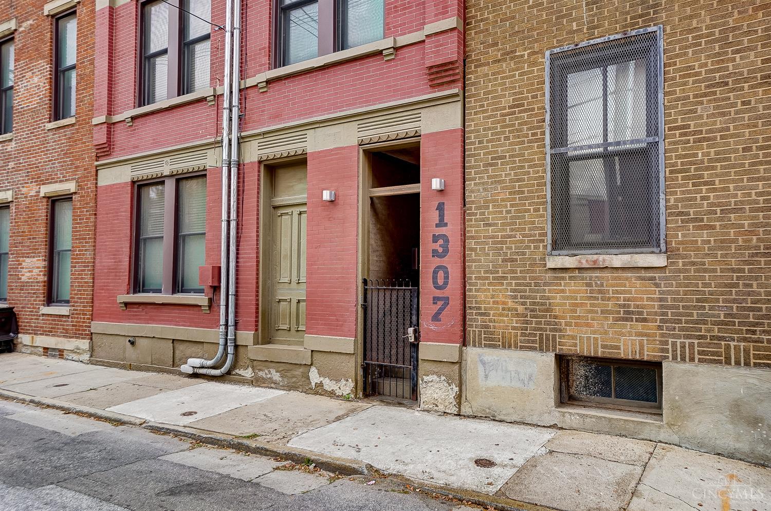 1307 Republic Street 3