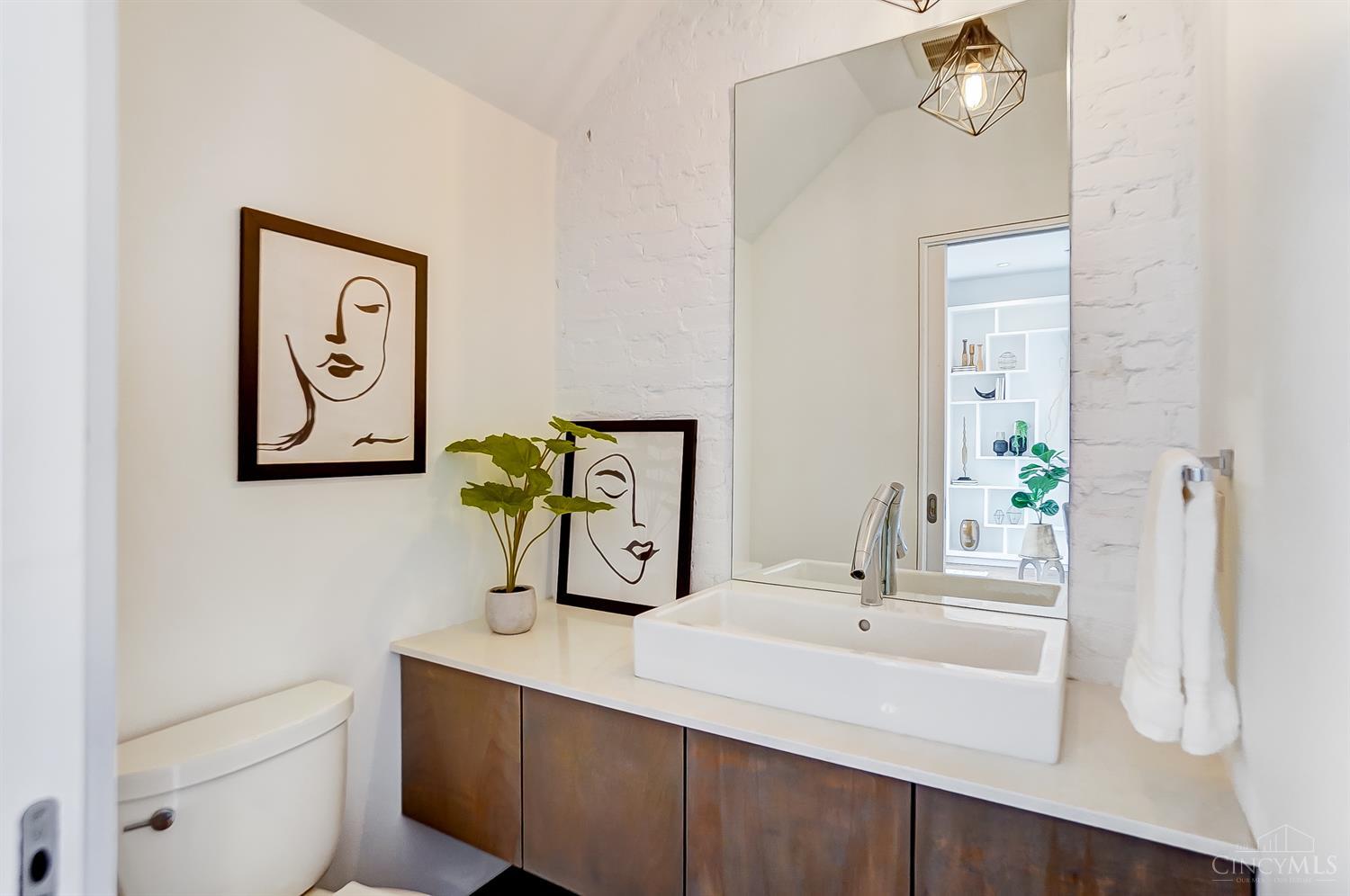 1307 Republic Street 3