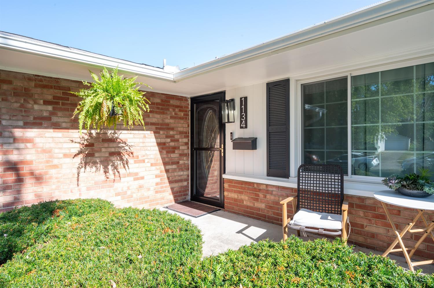 1134 Doris Jane Avenue