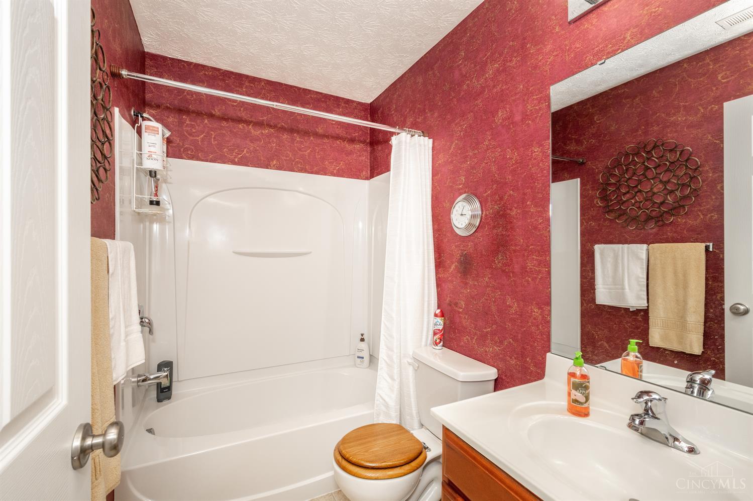 6560 Riverview Avenue