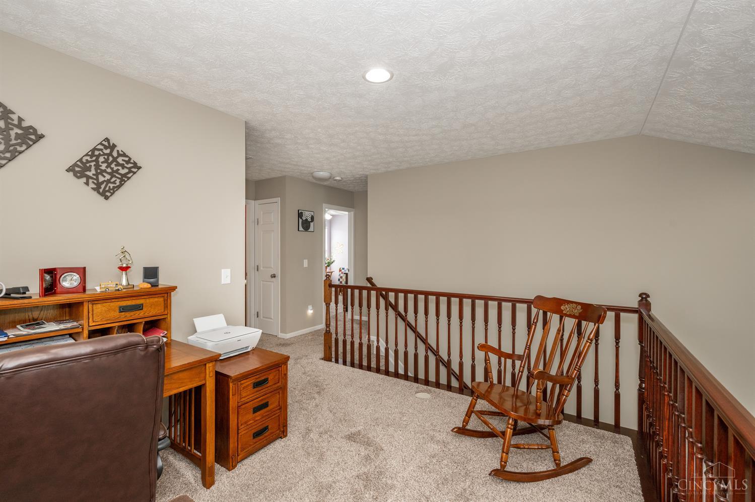 6560 Riverview Avenue