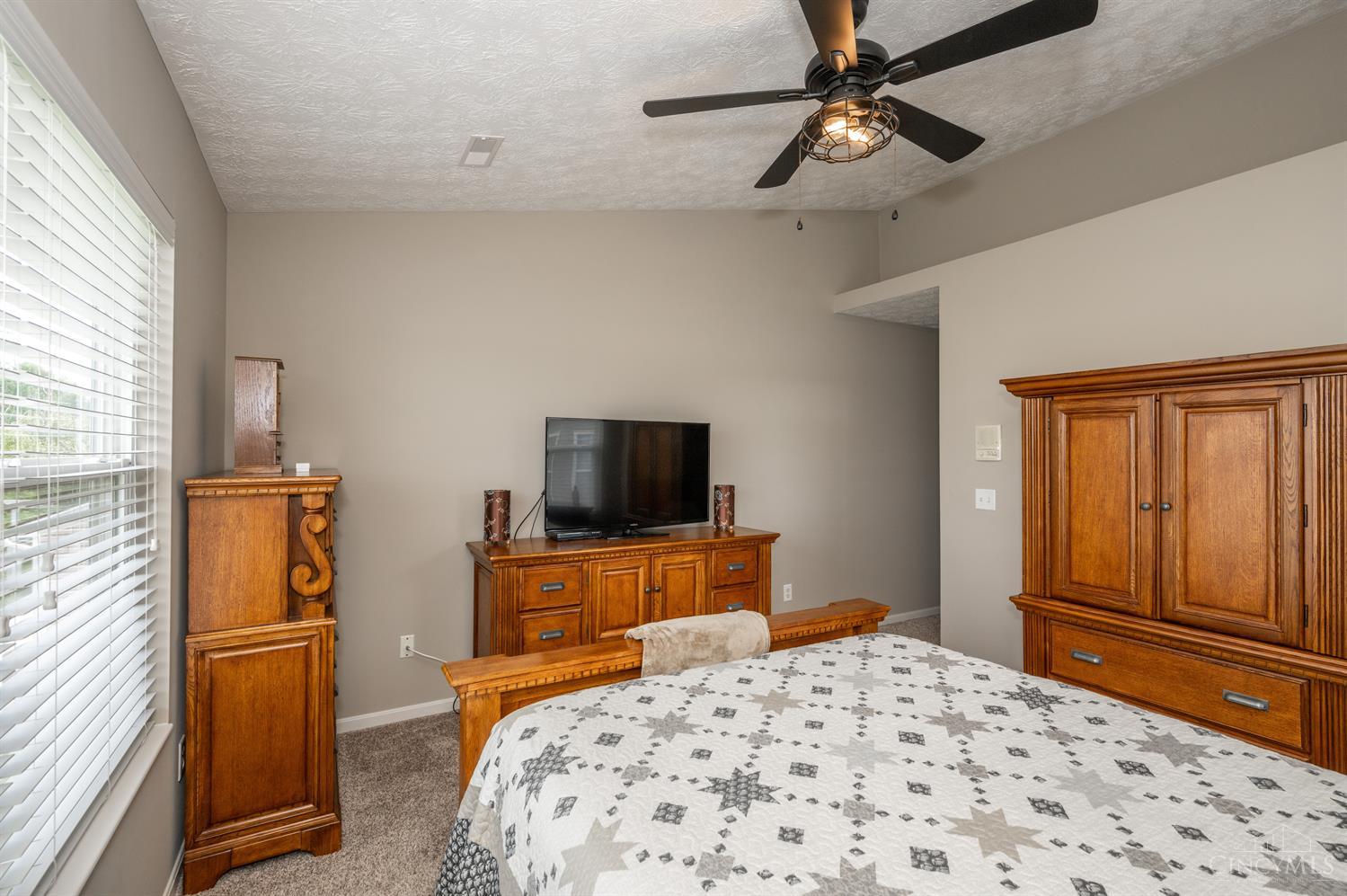 6560 Riverview Avenue