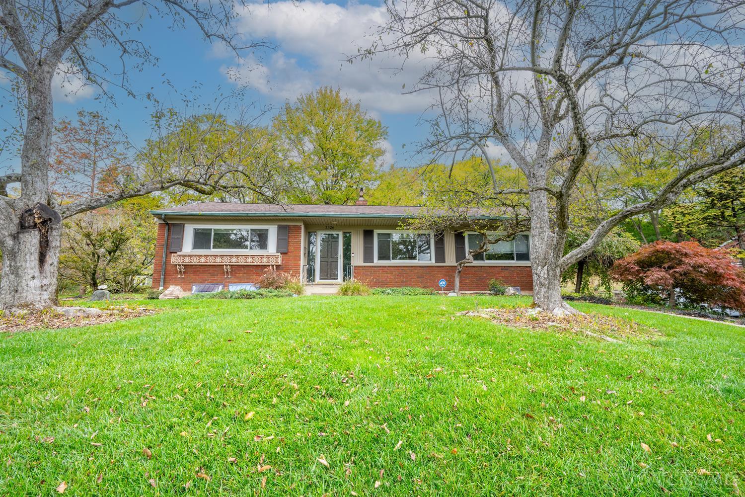 2326 Raeburn Terrace