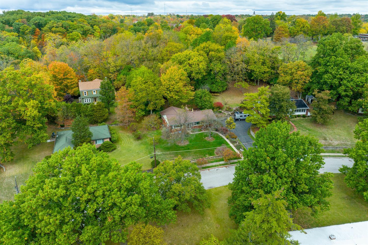 2326 Raeburn Terrace