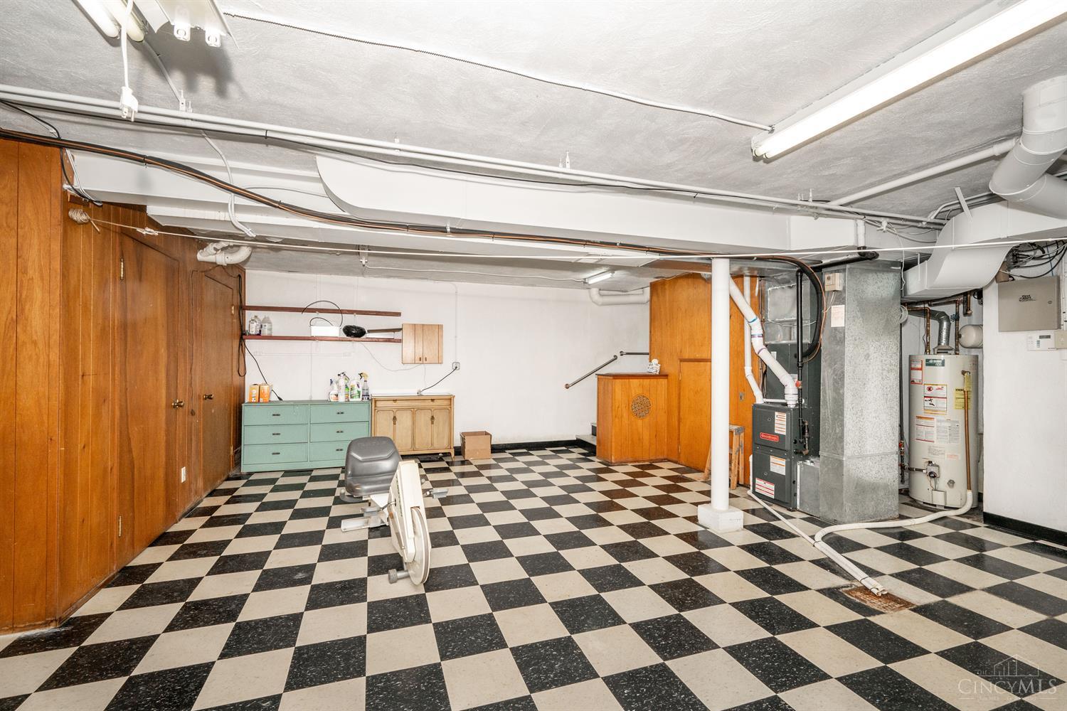 2326 Raeburn Terrace