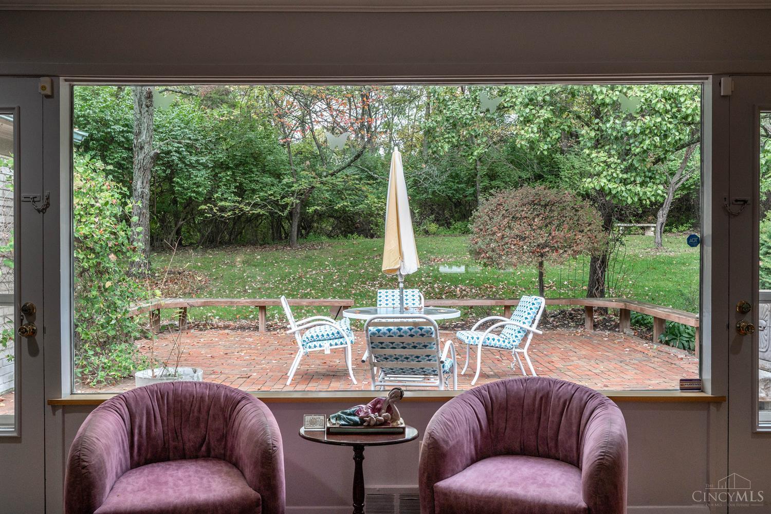 2326 Raeburn Terrace