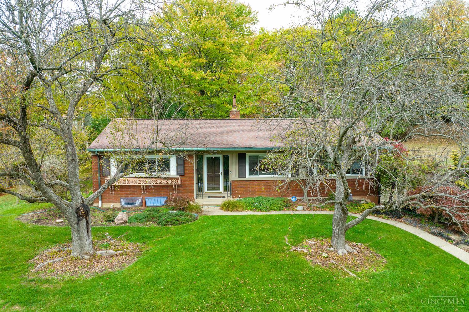 2326 Raeburn Terrace