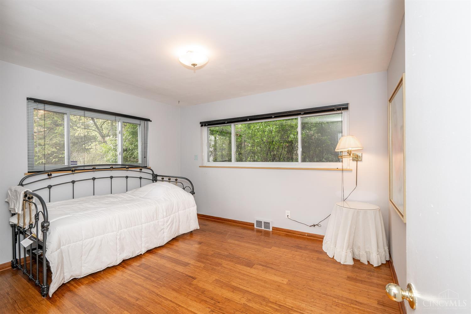 2326 Raeburn Terrace