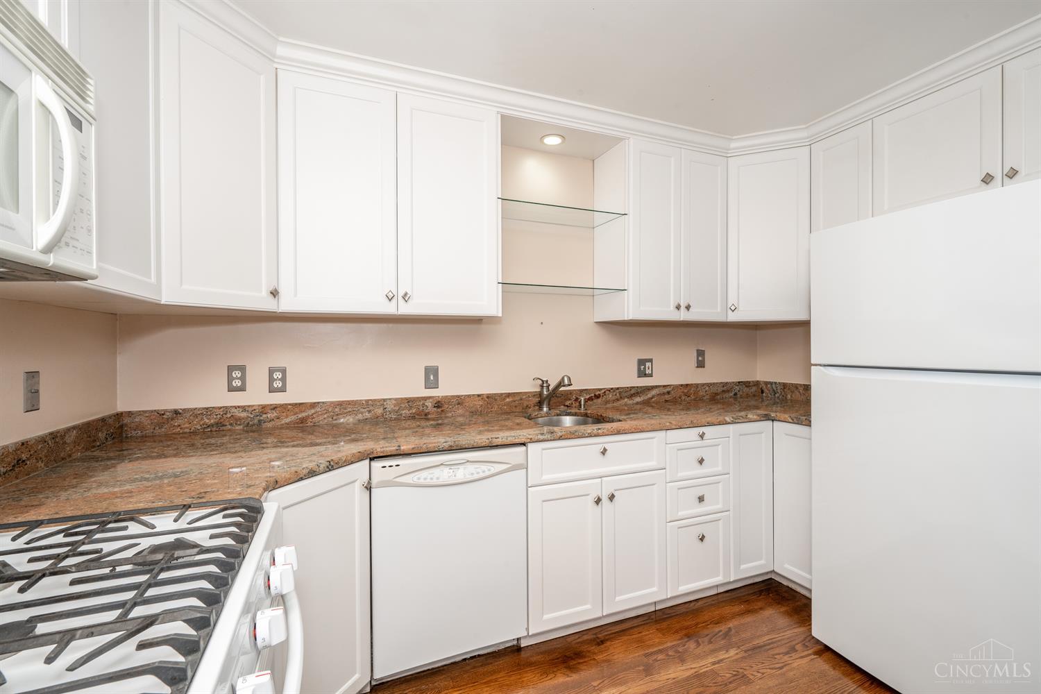 2326 Raeburn Terrace