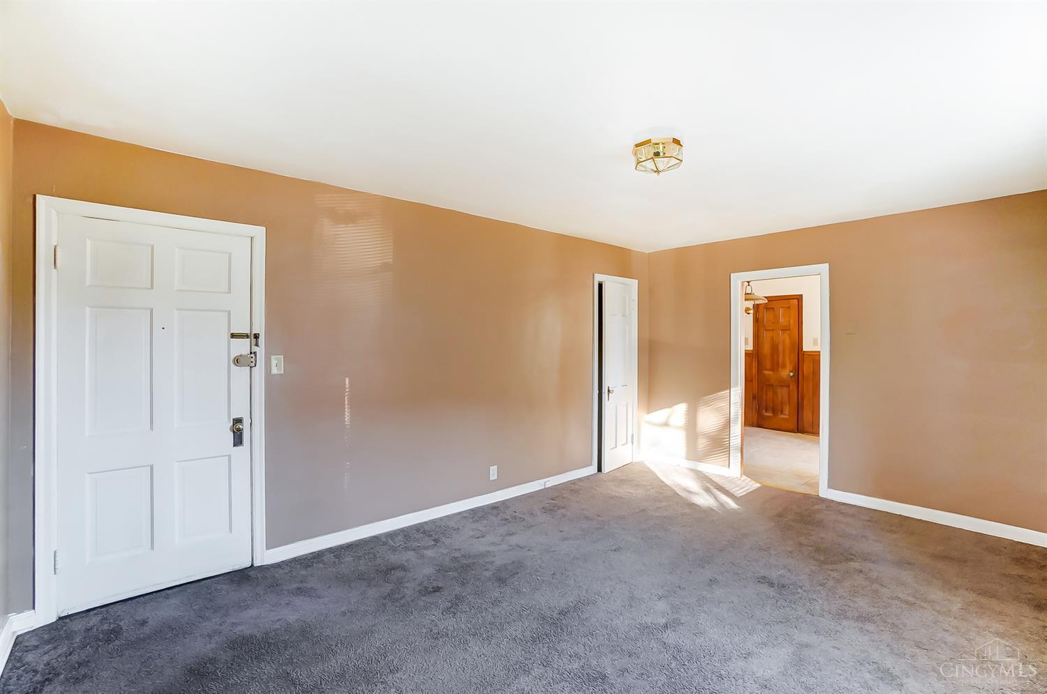 1136 Franklin Avenue