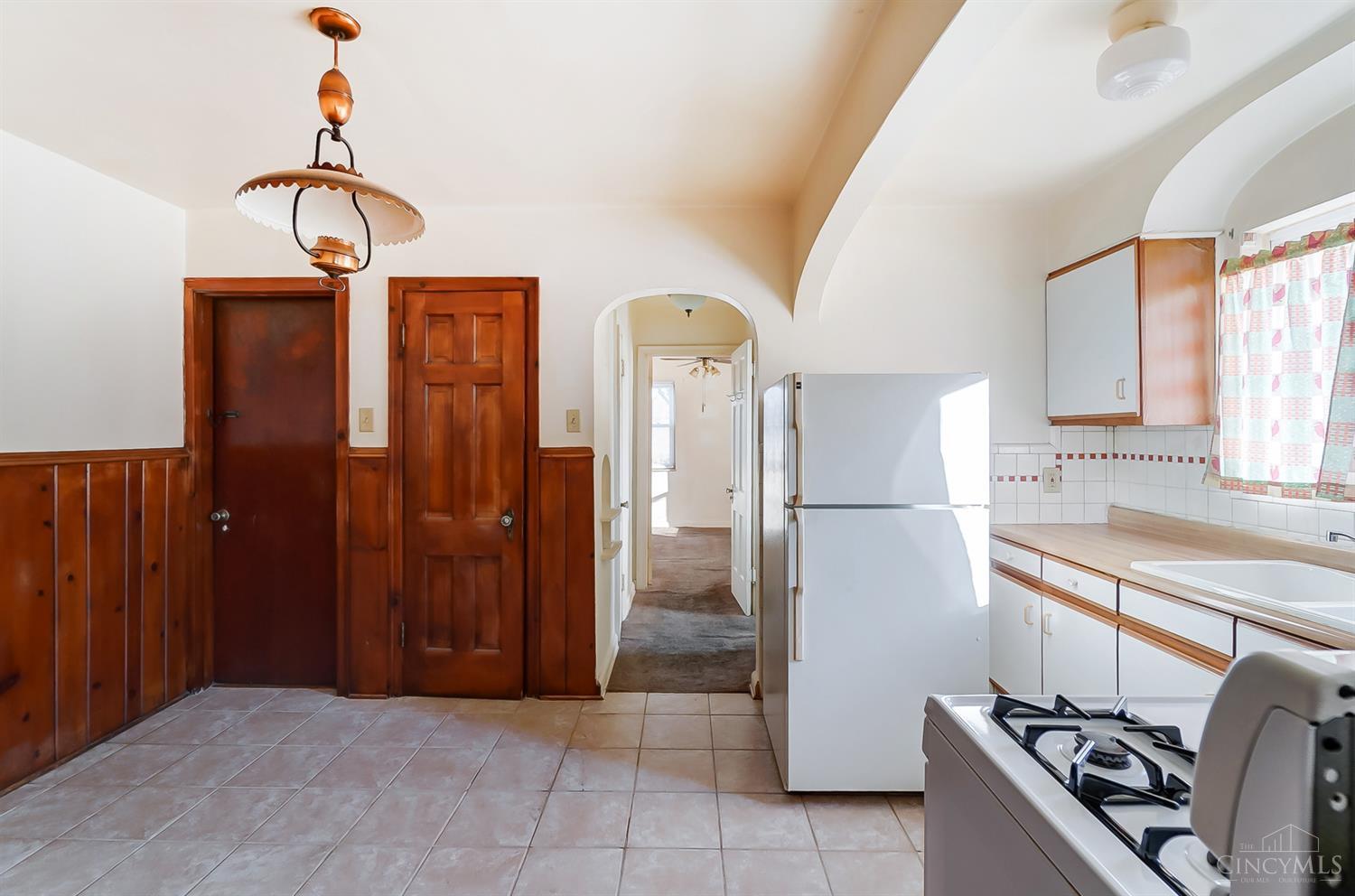 1136 Franklin Avenue