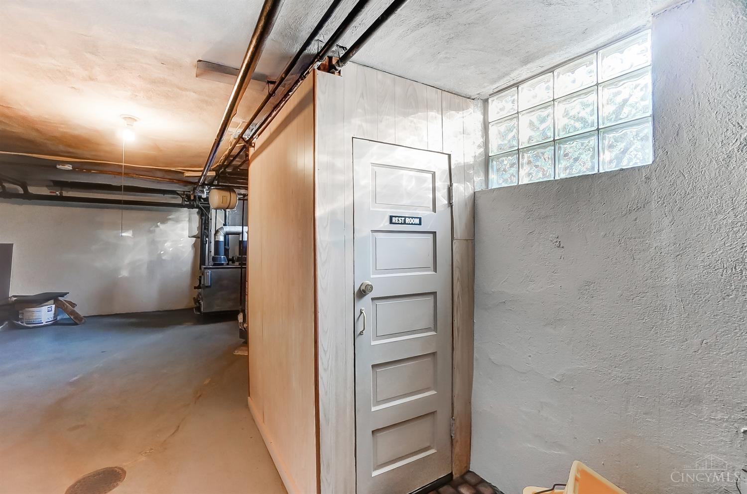 1136 Franklin Avenue