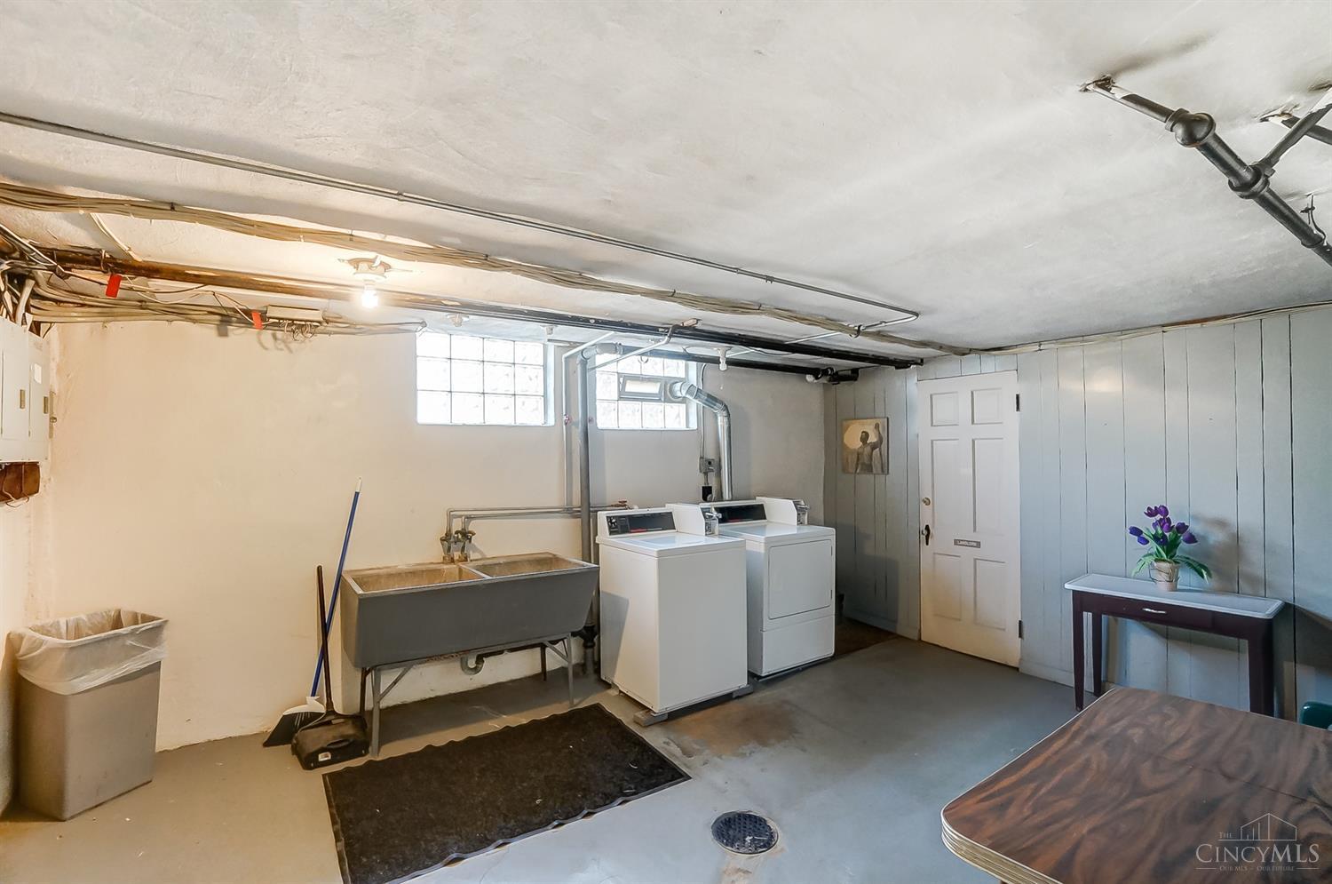 1136 Franklin Avenue