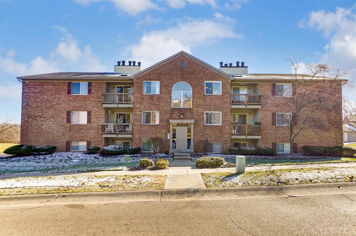 1635 Gelhot Drive 18