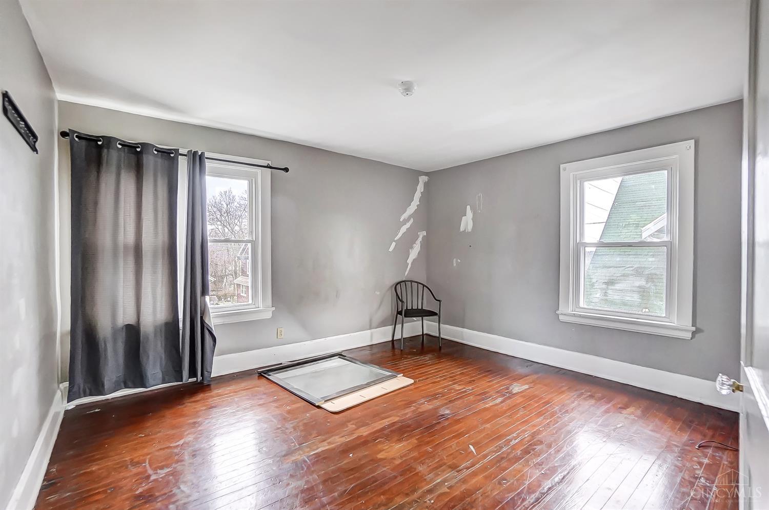 1118 Fairbanks Avenue